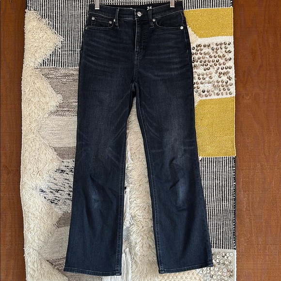 The Gap slim Demi boot cut Jean size 26 - Picture 1 of 5